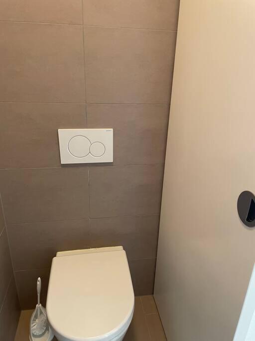 Joli Studio Confortable ! Prilly Esterno foto